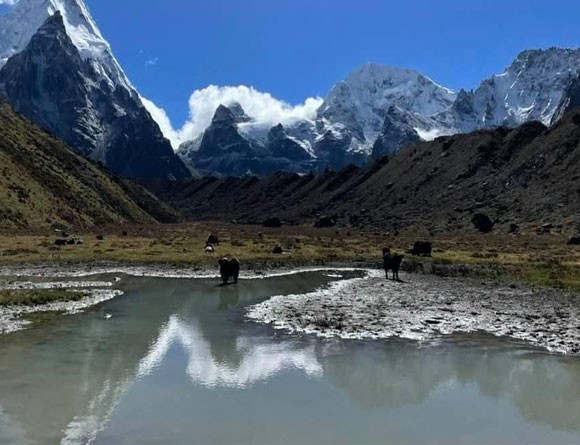 Kanchenjunga-Base-Camp-Trek