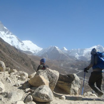 Everest Helicopter Trek