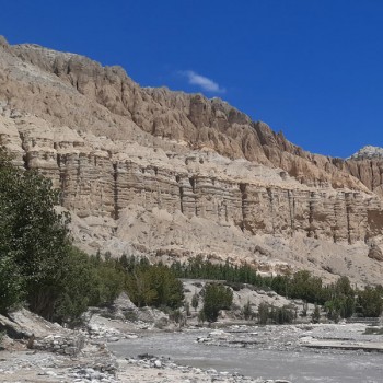 Tour Upper Mustang view from Chuuksang