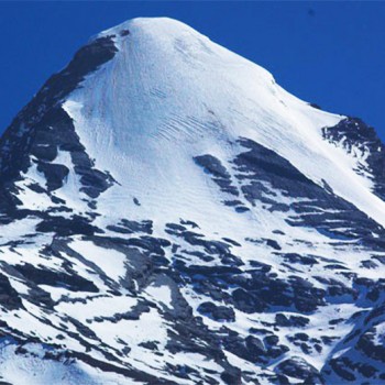 Pisang Peak Climbing